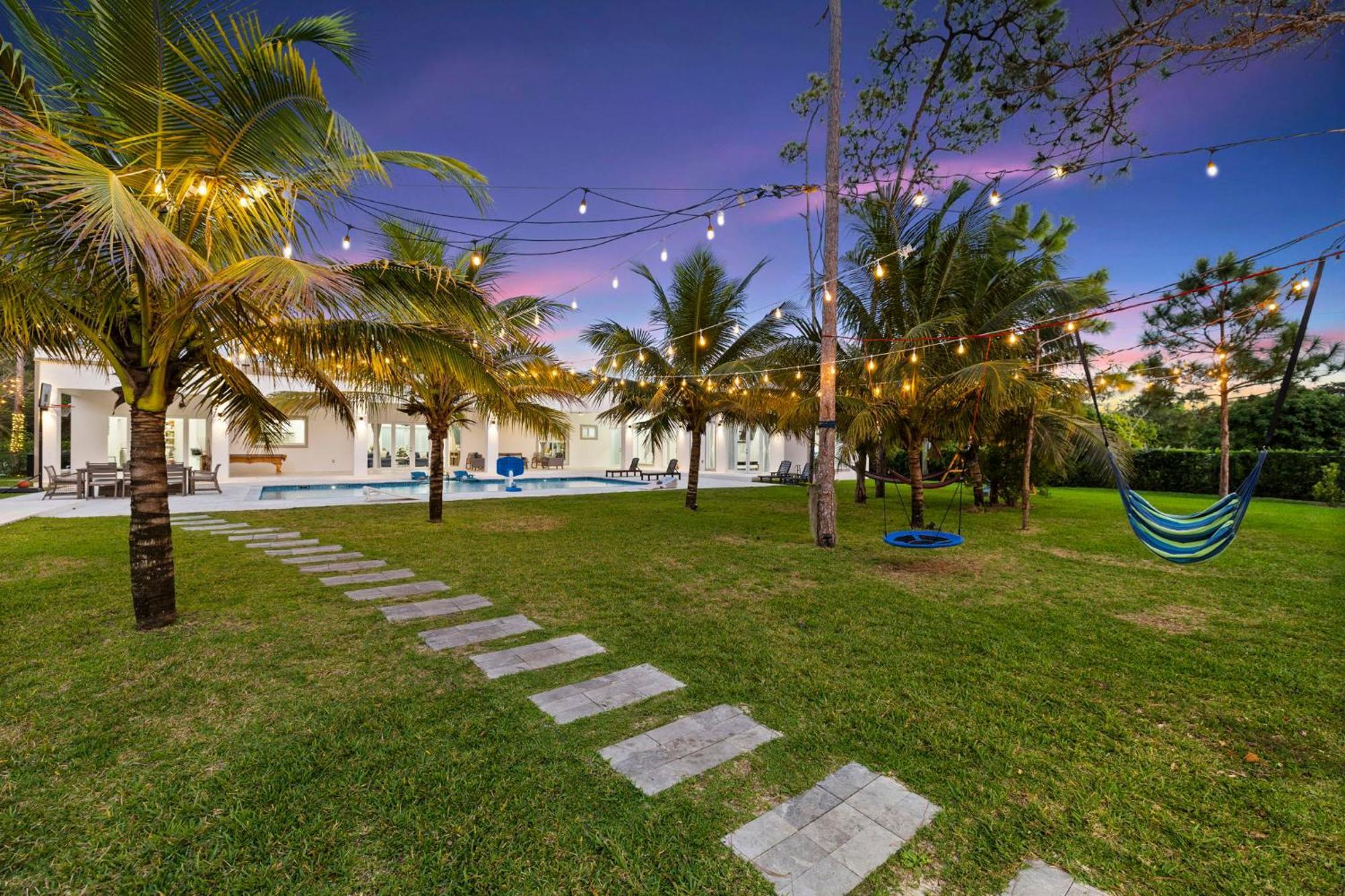 Ideal For Families The White House Of Miami Close To Miami Beaches And The Keys West Princeton Extérieur photo