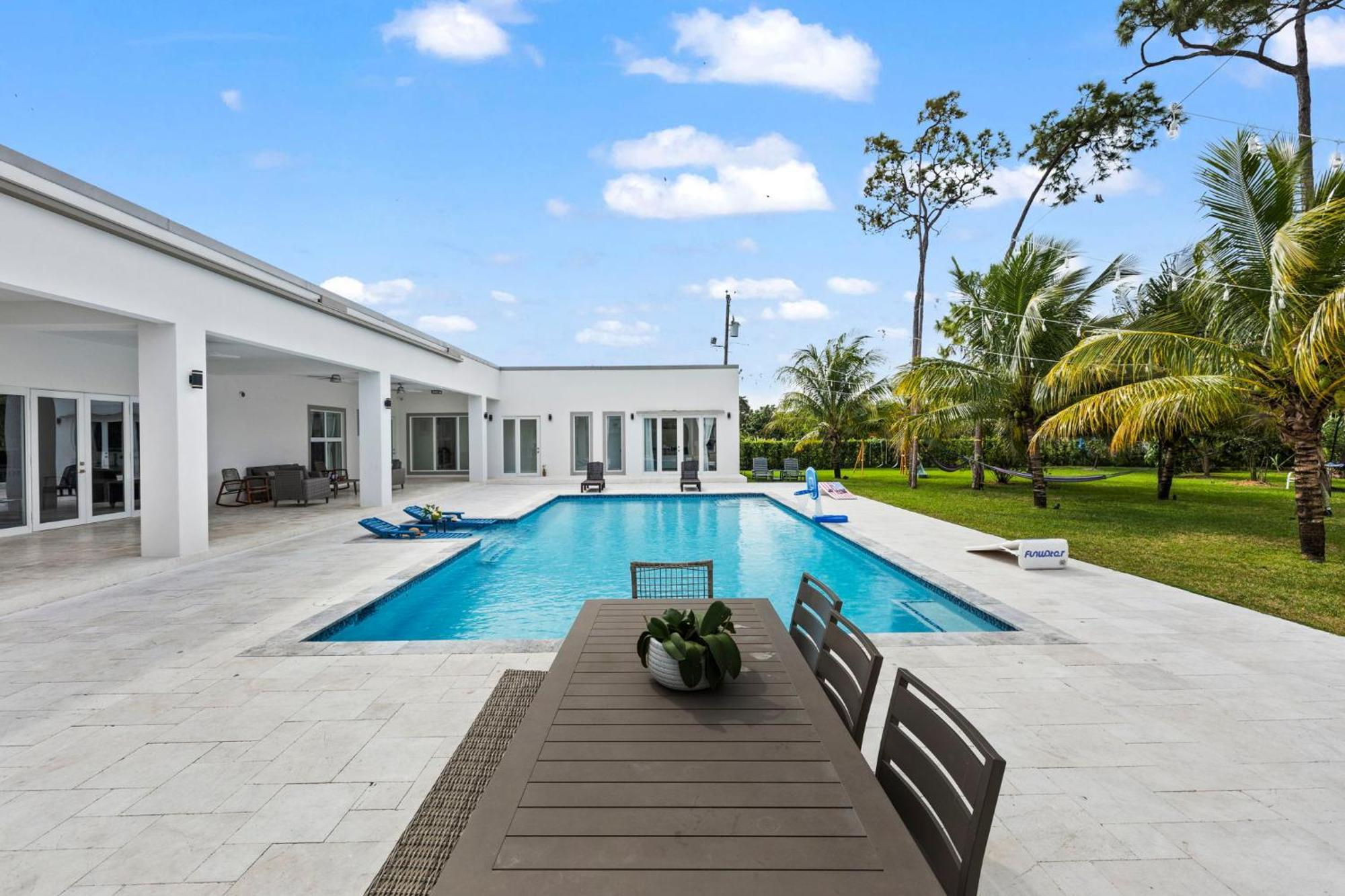Ideal For Families The White House Of Miami Close To Miami Beaches And The Keys West Princeton Extérieur photo
