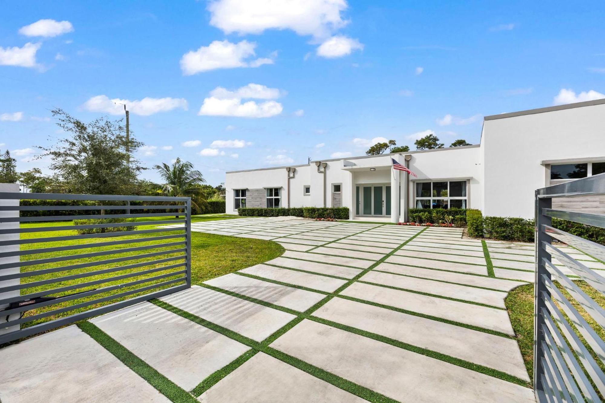 Ideal For Families The White House Of Miami Close To Miami Beaches And The Keys West Princeton Extérieur photo